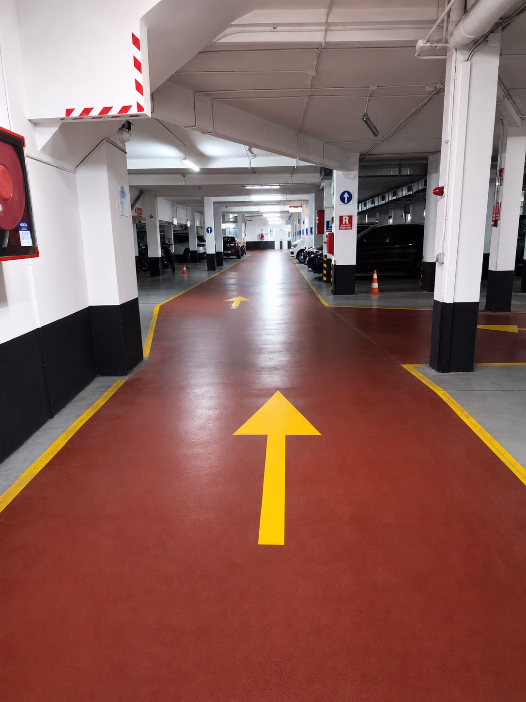 Aparcamiento Clubö Bruniquer, Barcelona 16