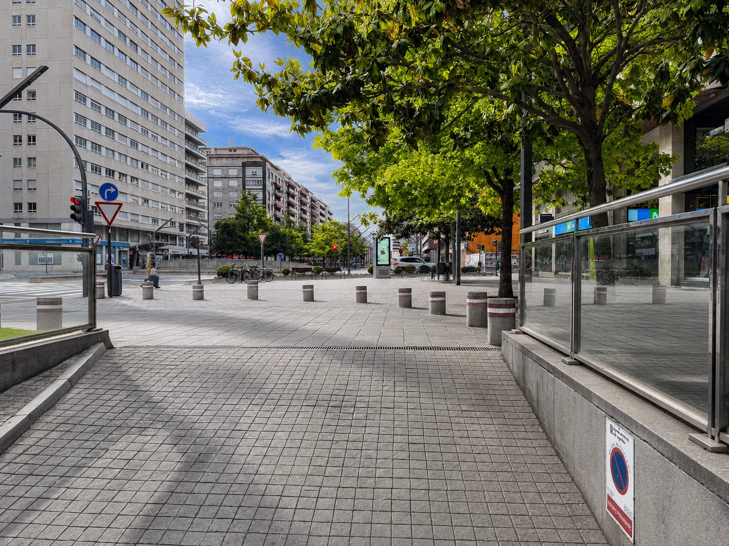 Aparcamiento Clubö Central Gran Vía Logroño 09