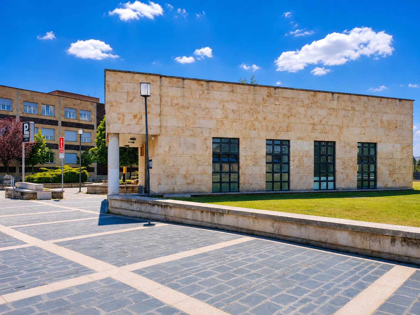 Aparcamiento Clubö Centro Histórico Salamanca 16