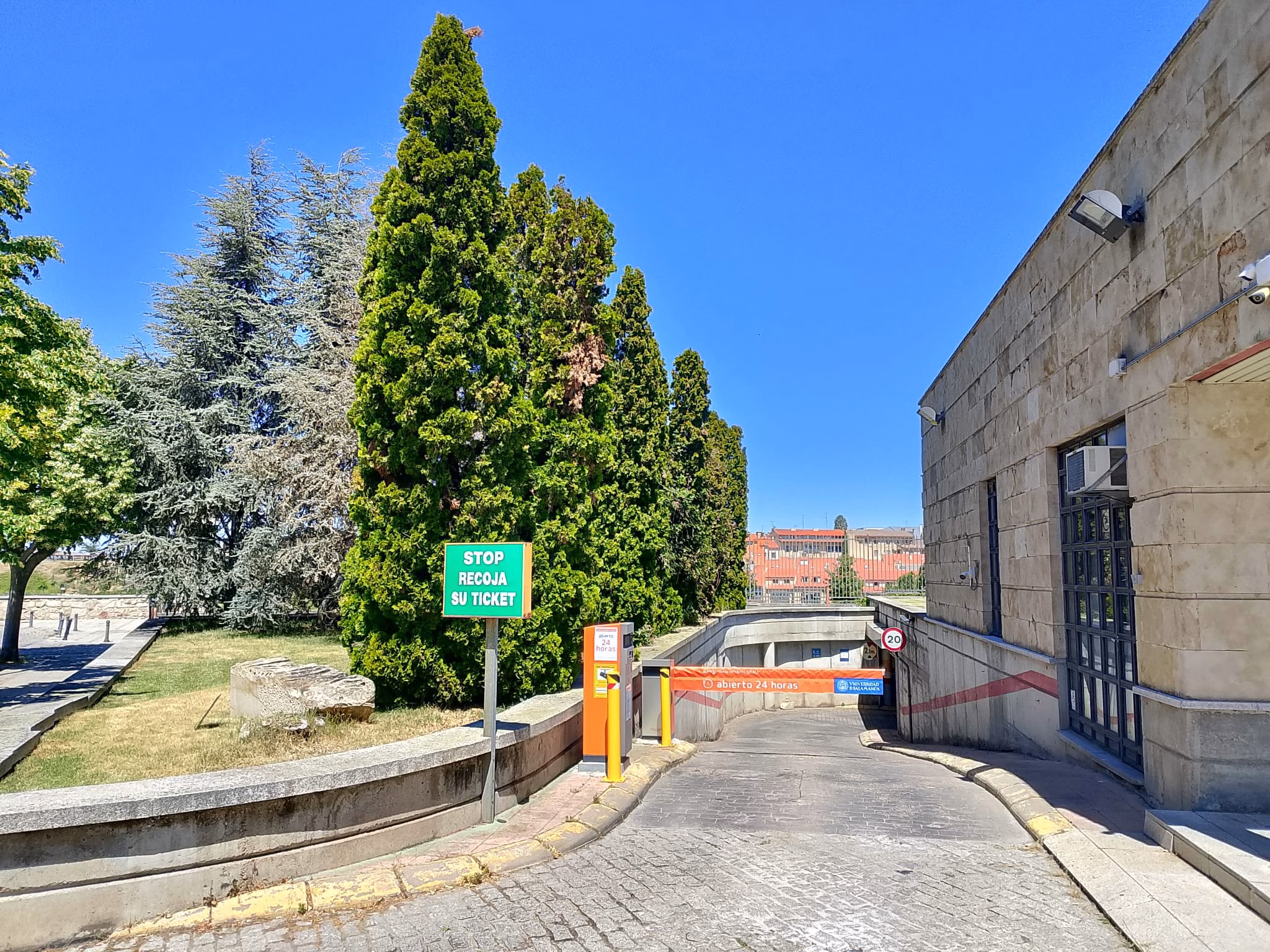 Aparcamiento Clubö Centro Histórico Salamanca 18