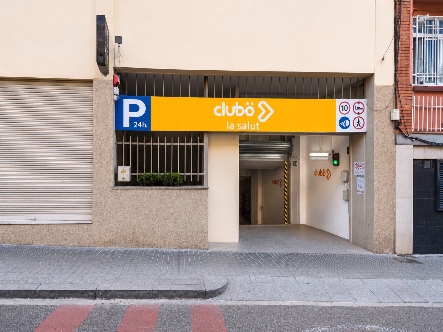Aparcamiento Clubö La Salut Barcelona 2
