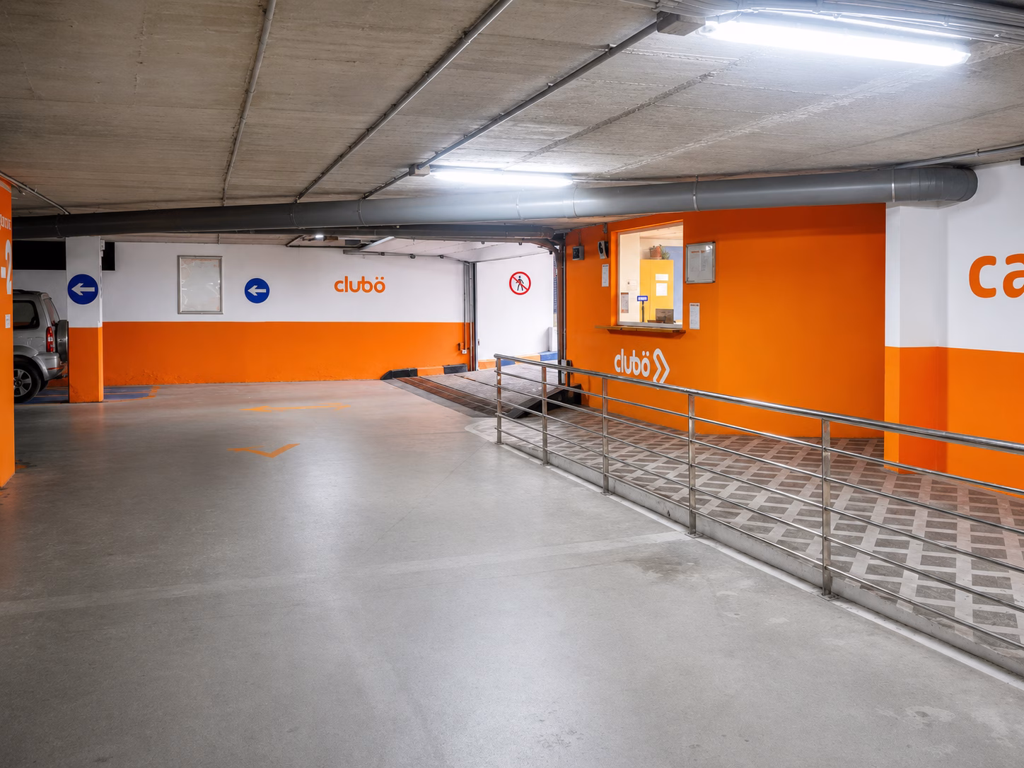 Aparcamiento Clubö Paseo del Altillo Almuñécar 27
