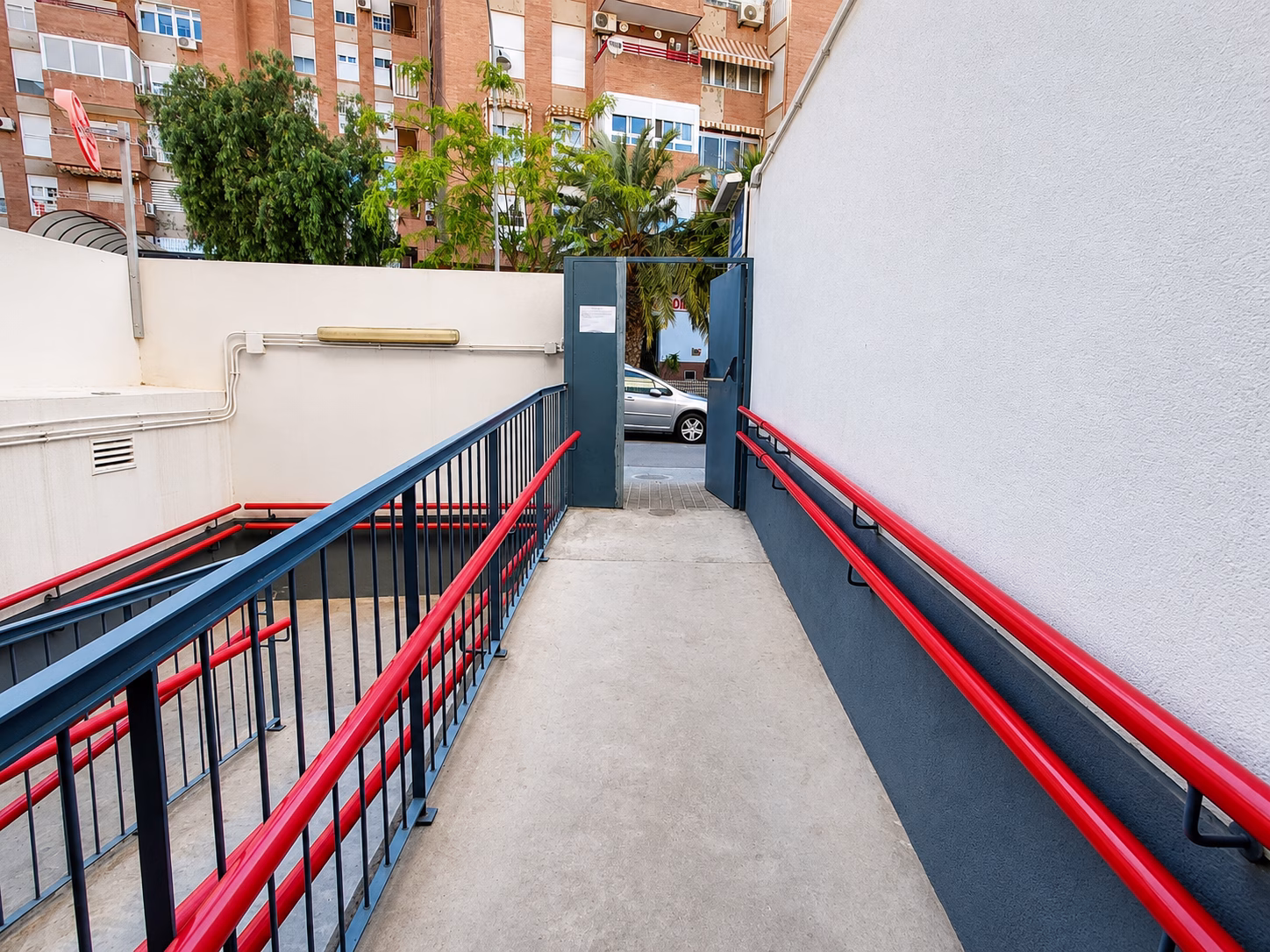 Aparcamiento Clubö San Ildefonso Almería 05