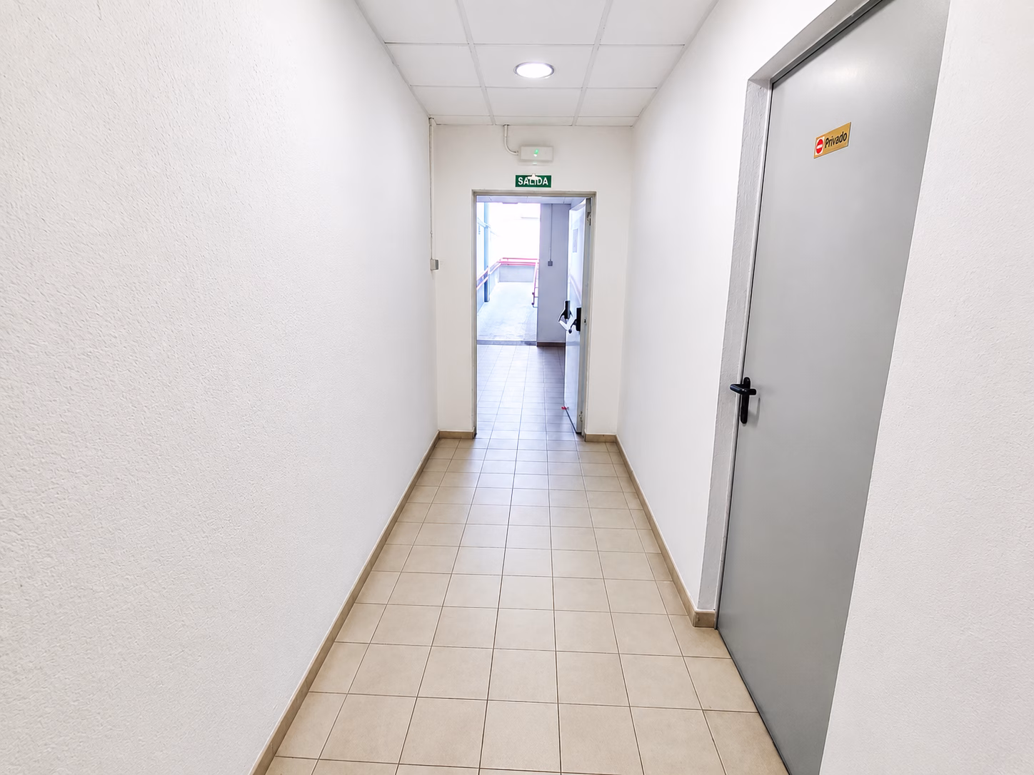Aparcamiento Clubö San Ildefonso Almería 06