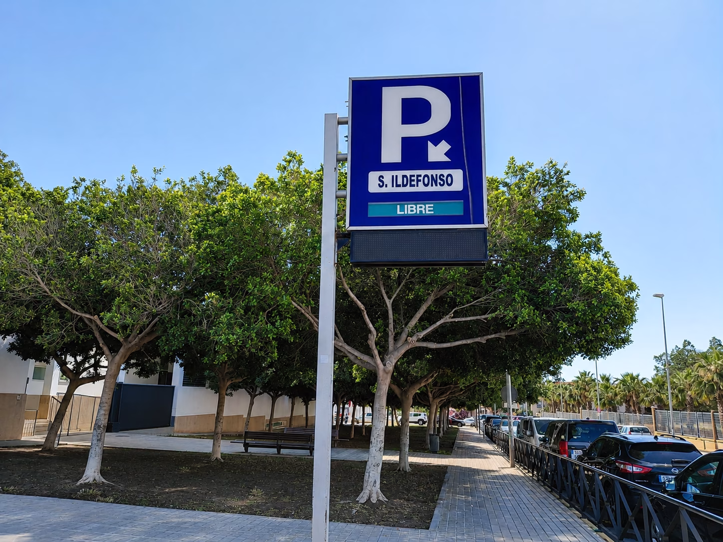 Aparcamiento Clubo San Ildefonso Almeria 13