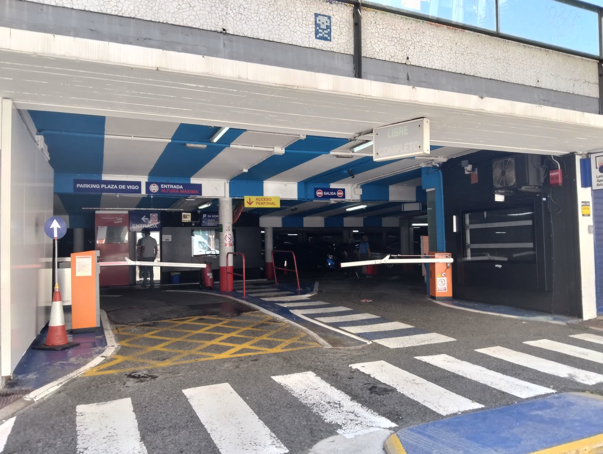 Parking Clubö Plaza de Vigo A Coruña 11