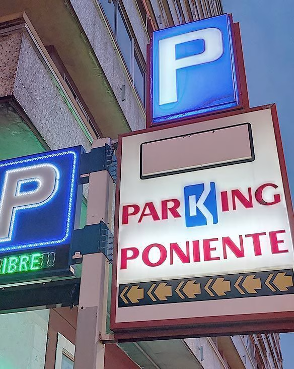 Parking Clubö Poniente